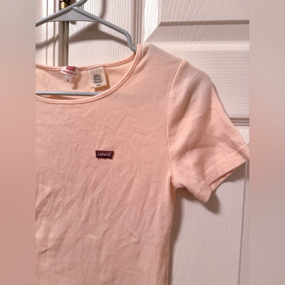 Levi’s Ribbed T Shirt - Picture 3 of 5
